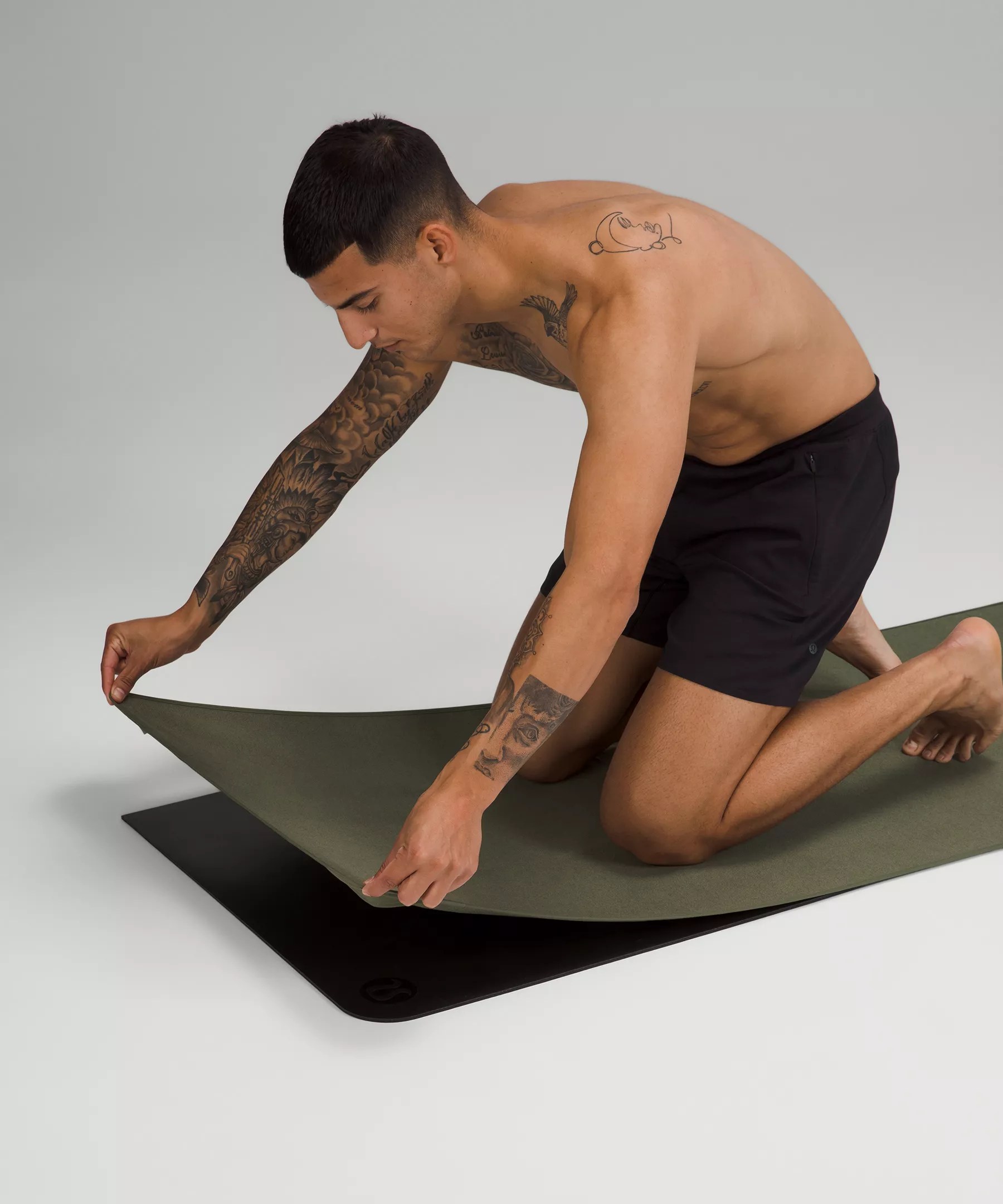 Yoga Mat Towel with Grip Equipment Lululemon UK