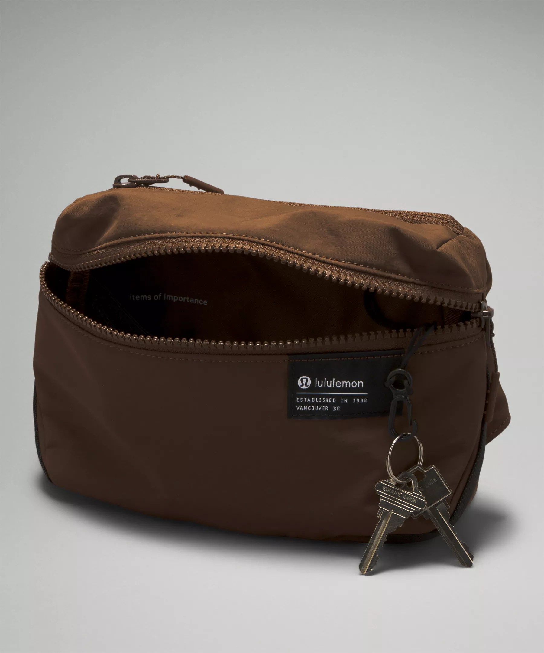 Lululemon Clean Lines Belt Bag plandetransformacion.unirioja.es