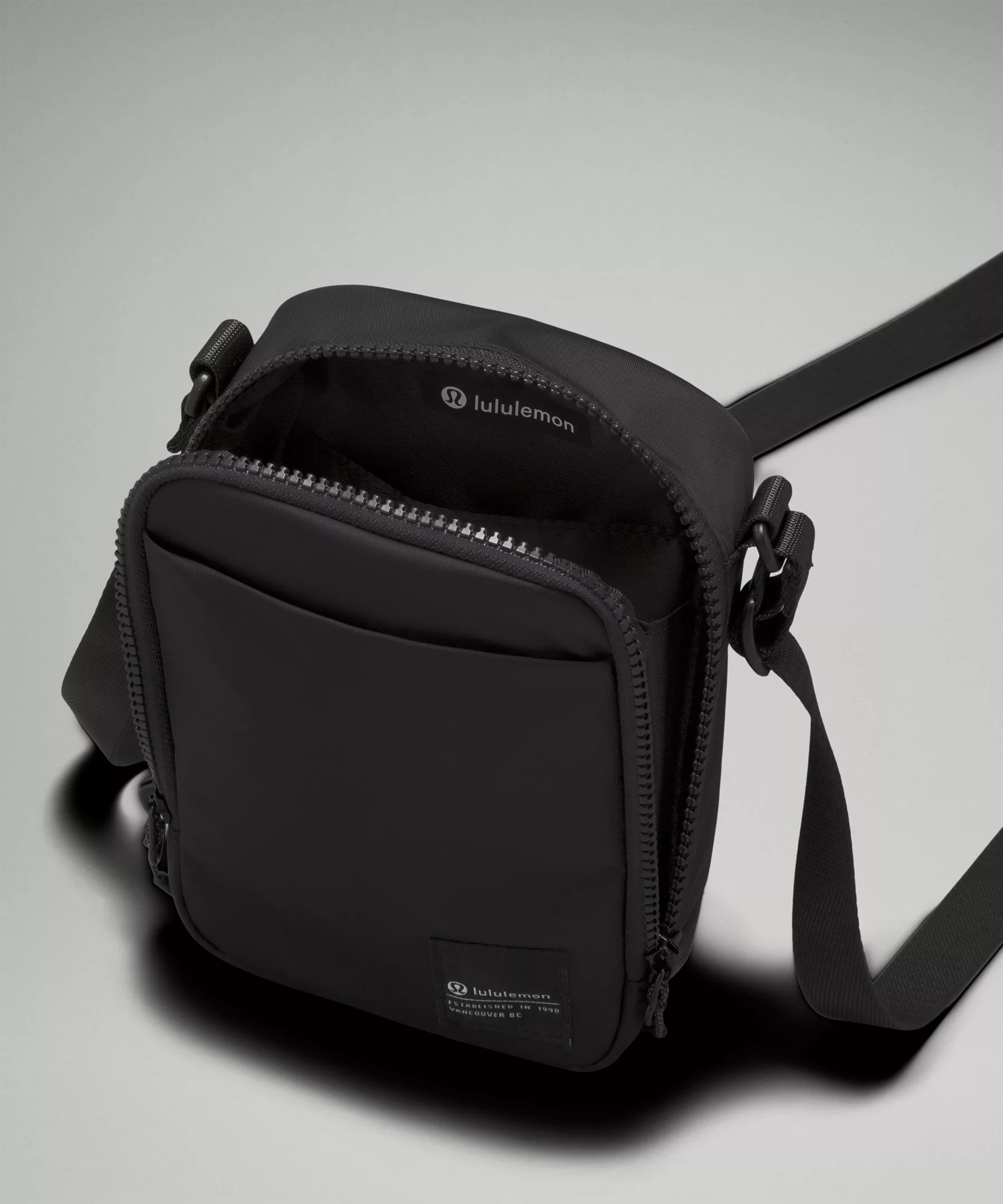 Easy Access Crossbody Bag 1.5L Bags Lululemon UK