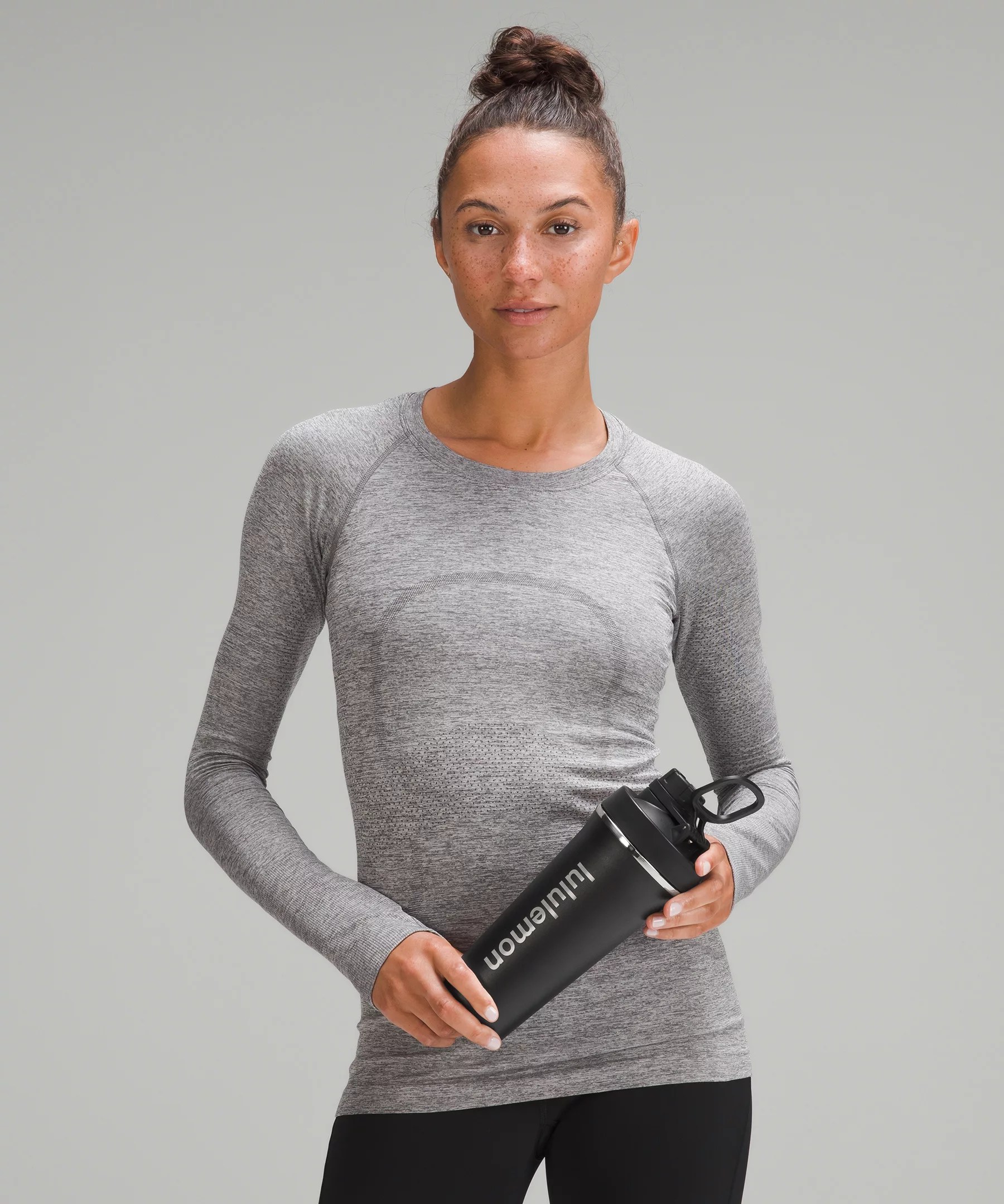 Back to Life Shaker Bottle 24oz Water Bottles Lululemon UK