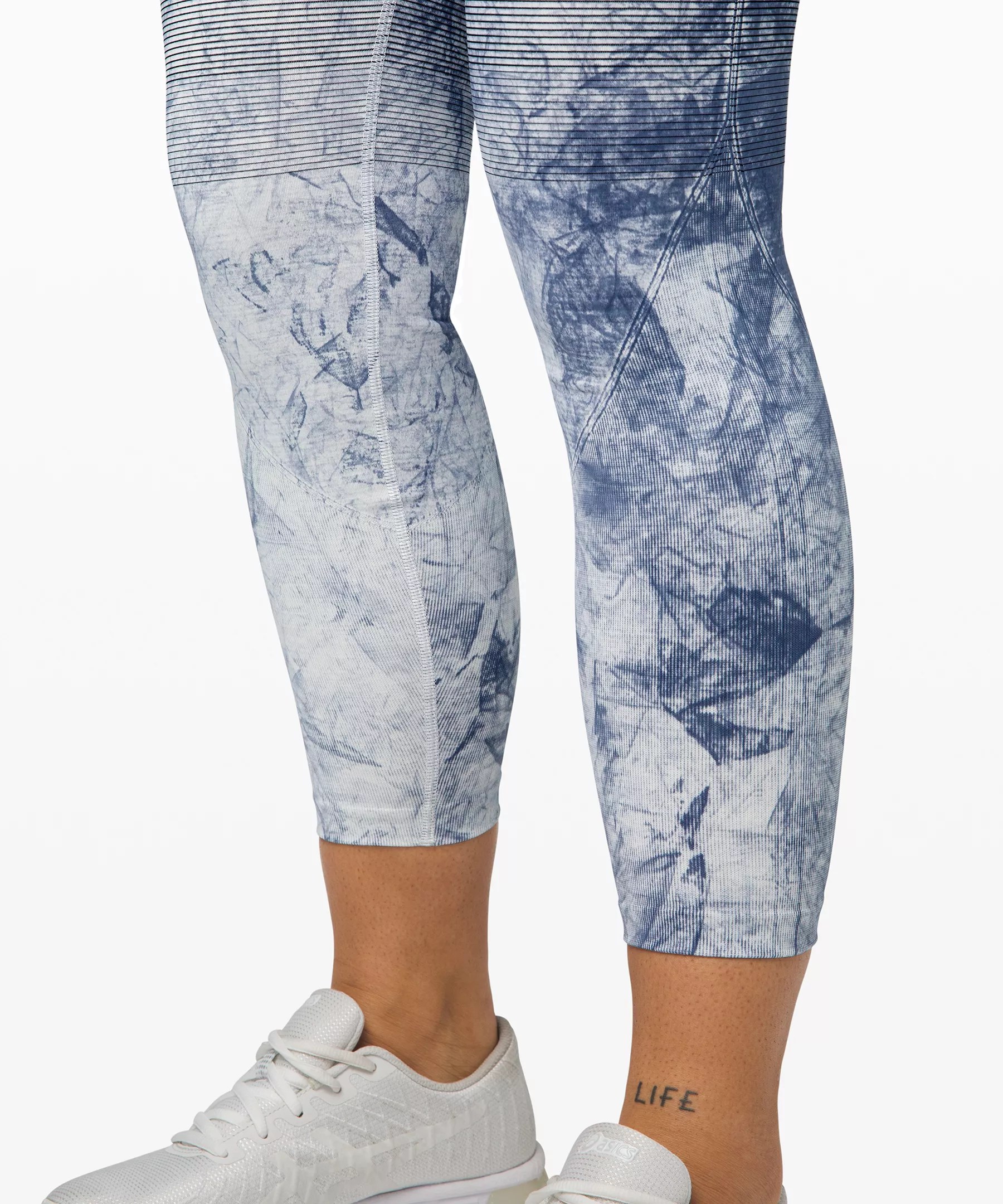 Ebb to Train Tight *Wash Lululemon AU