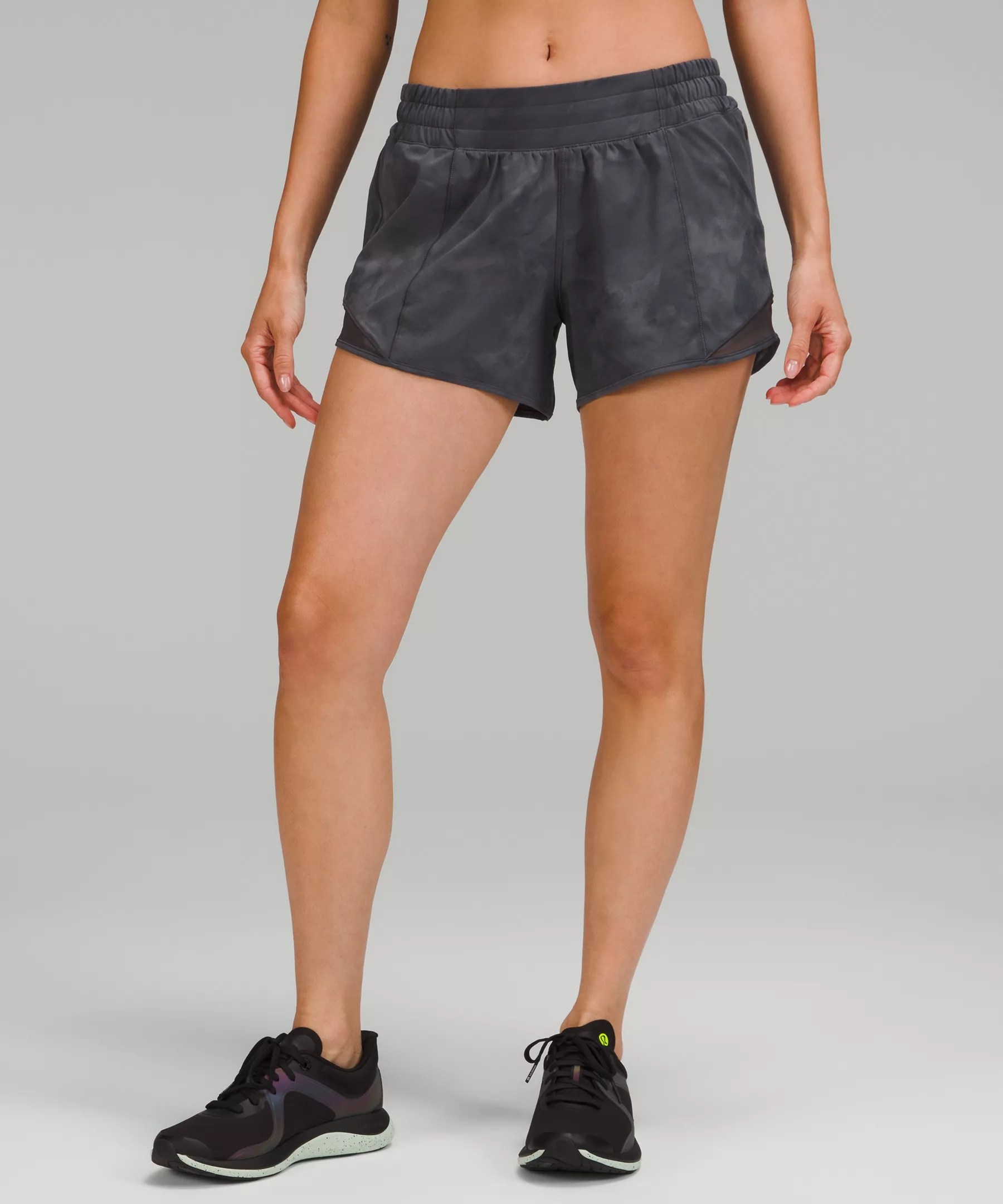 Reservation Lululemon Hotty Hot Shorts