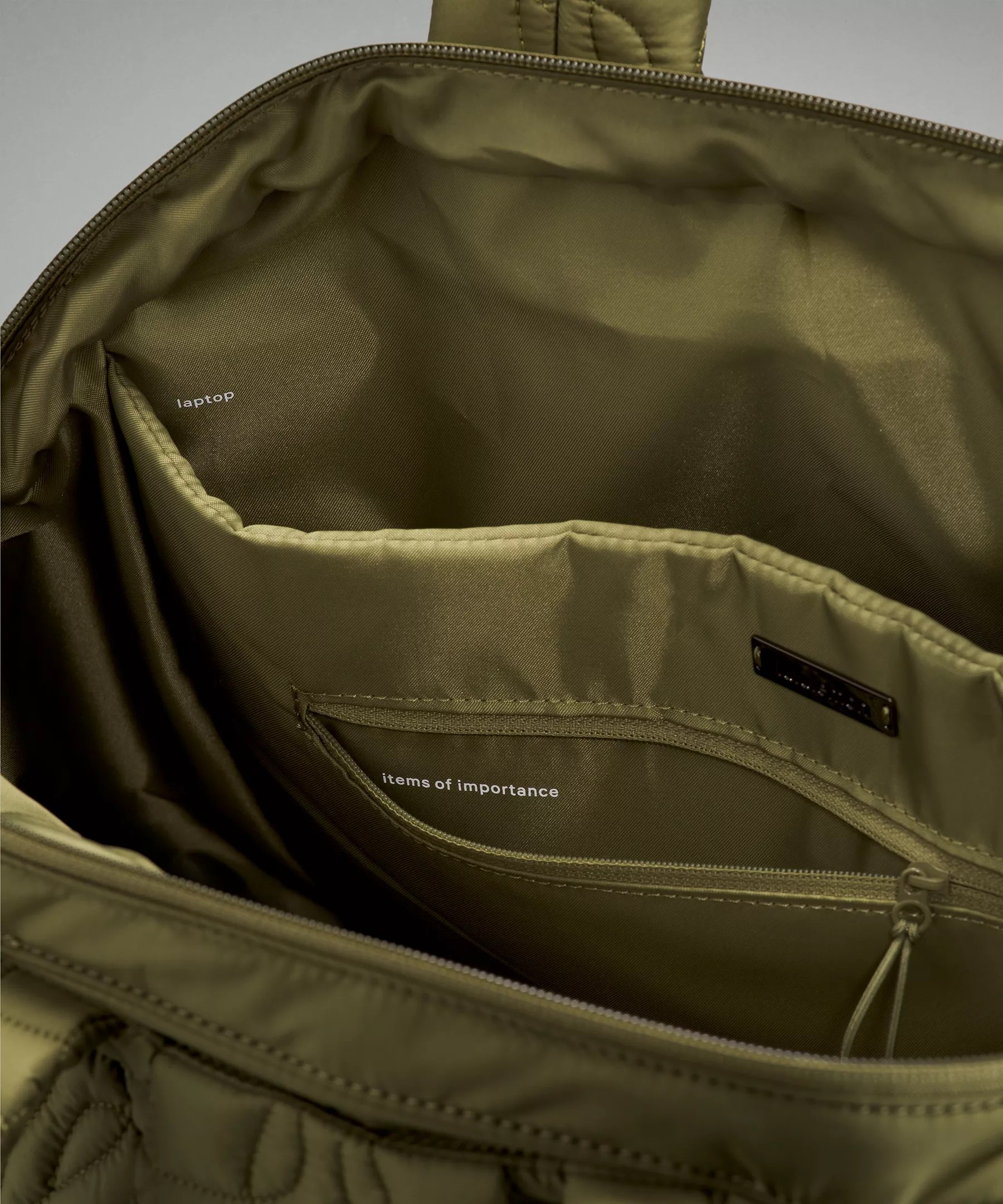 Quilted Embrace Tote Bags Lululemon EU