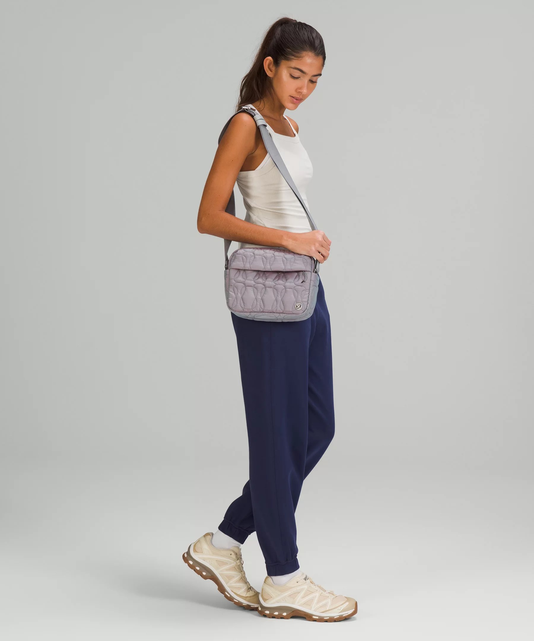 Quilted Embrace Crossbody Bag Sacs Lululemon FR
