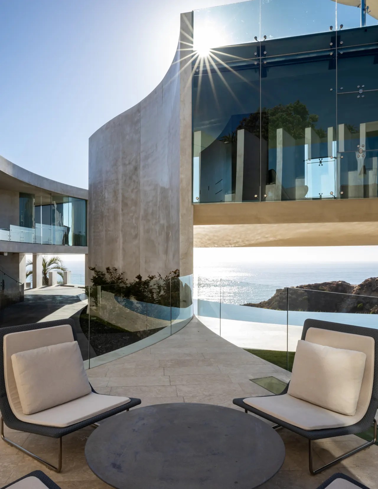 Razor House В 9826 La Jolla Farms Way фото в формате jpeg, фотографии подобранные из открытых