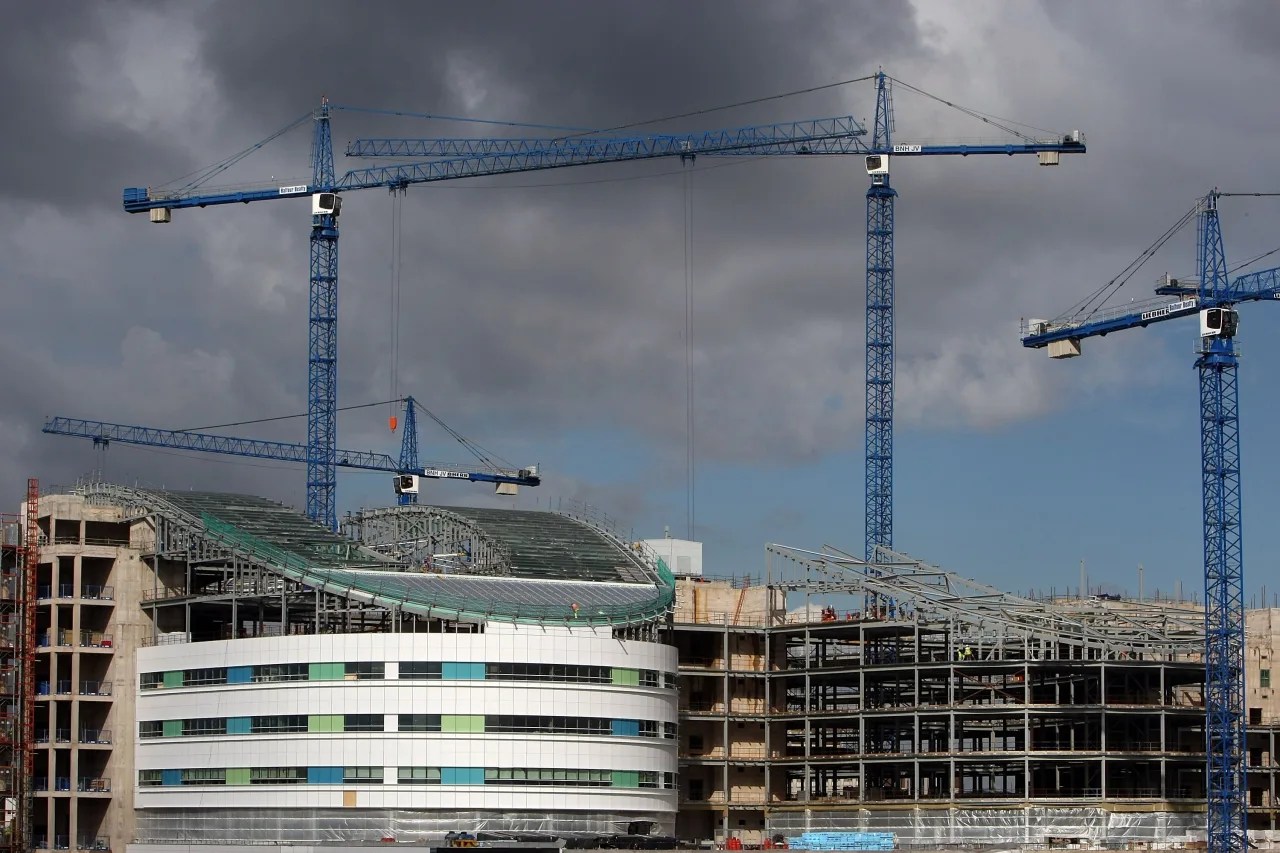 Birmingham, England’s Real Estate Market Is Signaling a Boom Mansion