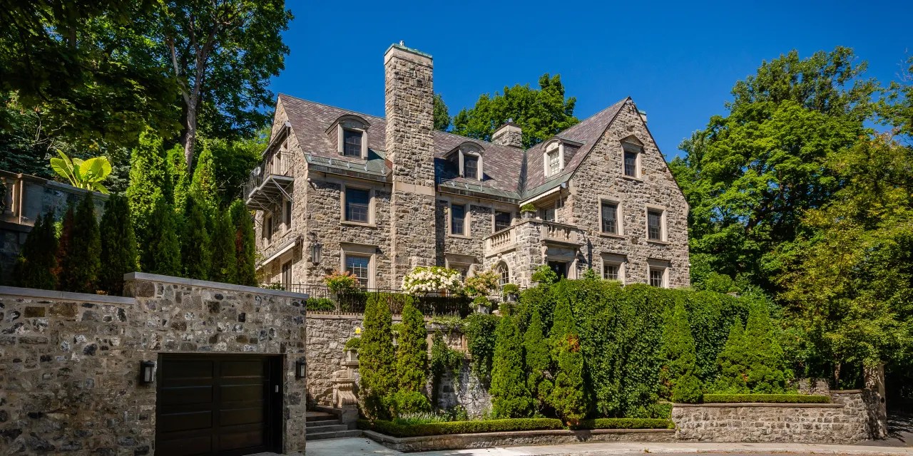Montreal Home Breaks Quebec Price Record Mansion Global