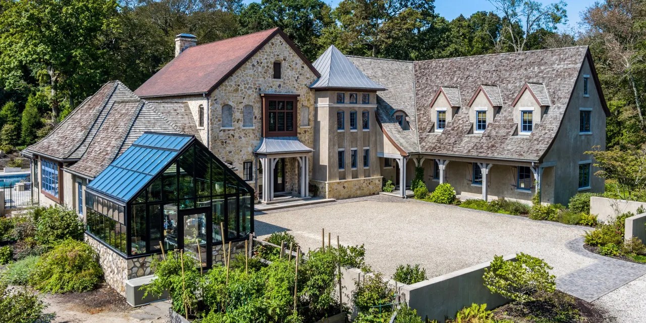 ProvencalInspired Compound on New York’s Long Island Mansion Global