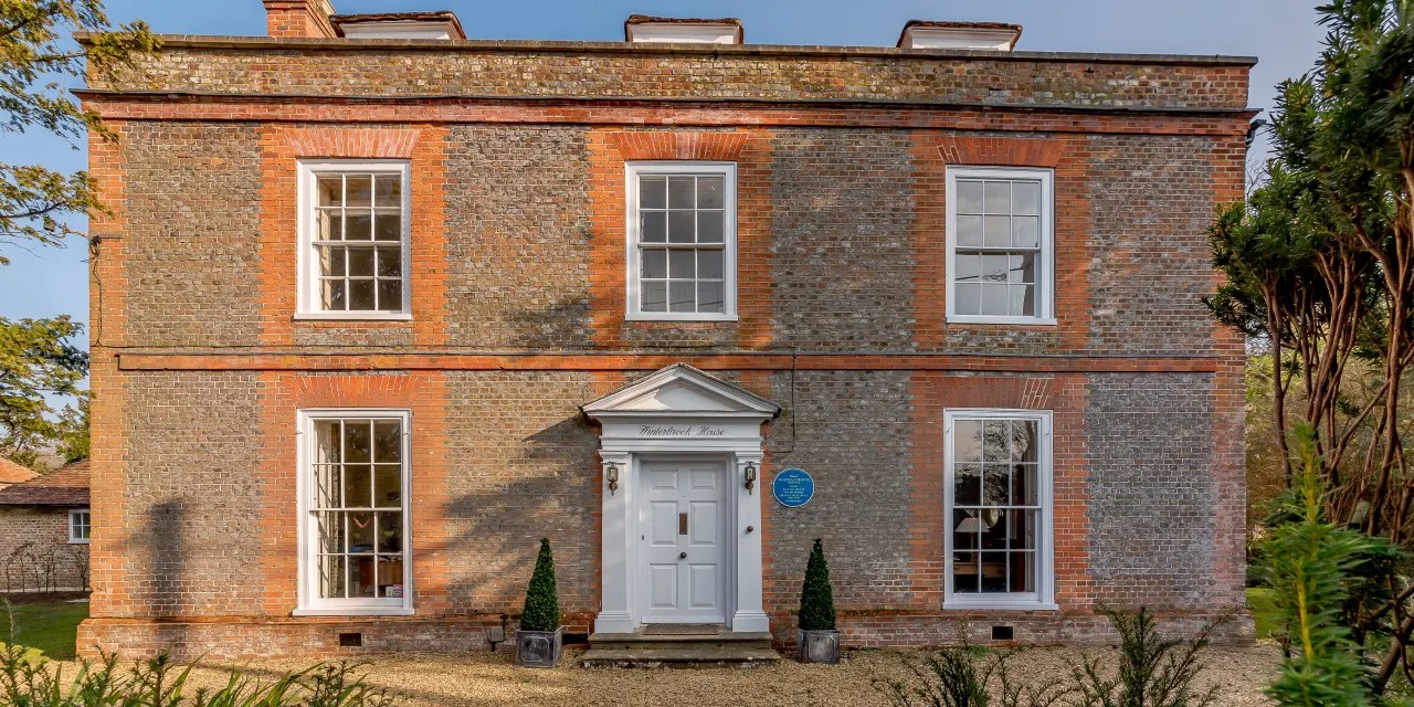 Winterbrook House, Home to Agatha Christie for 40 Years, for Sale in England’s Oxfordshire