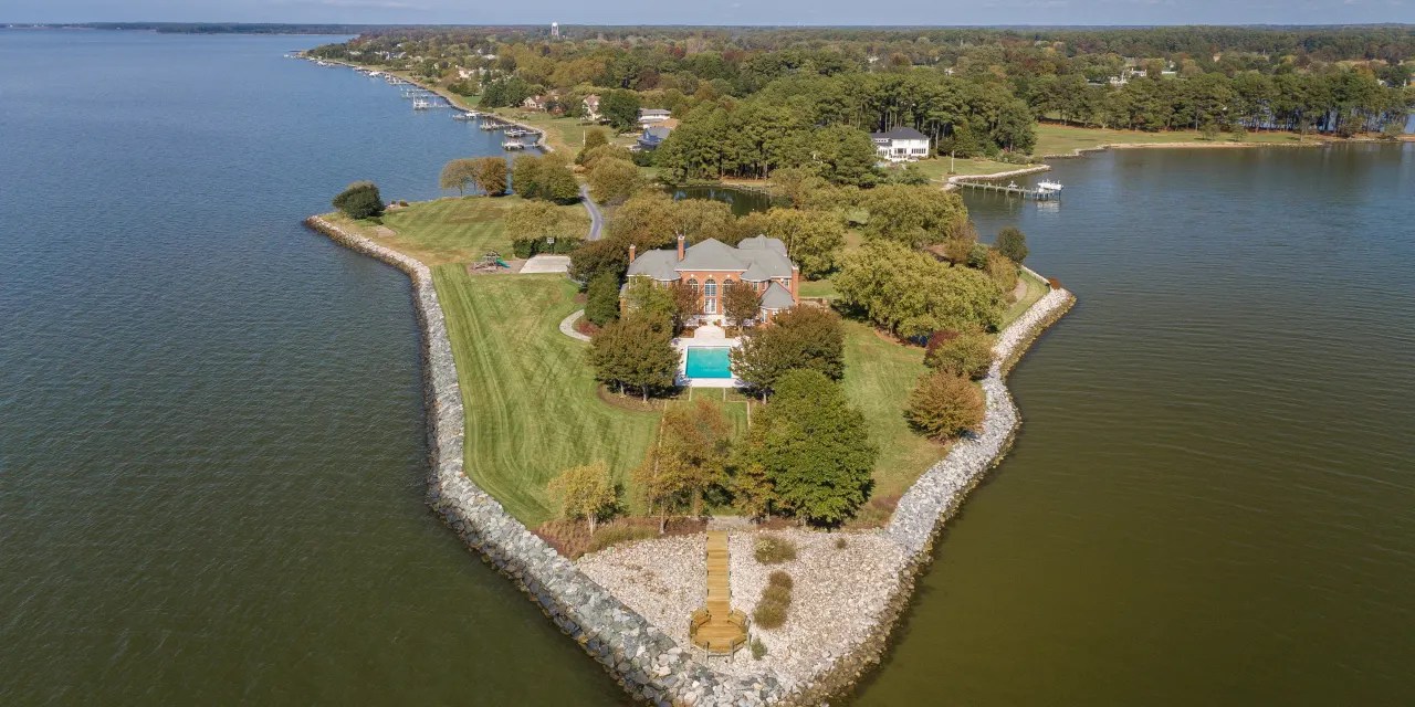 ColonialStyle Mansion on a Private Peninsula in the Chesapeake Bay