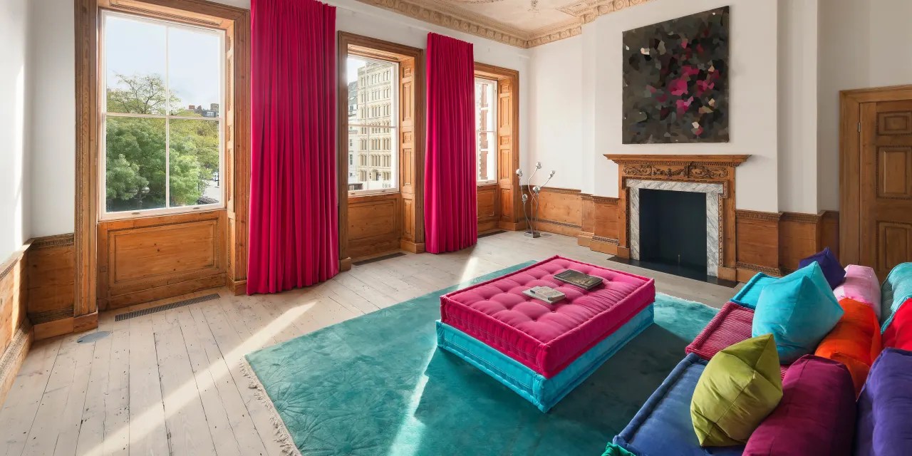 Sculptor Behind Chicago’s ‘Bean’ Lists London Home for £19 Million