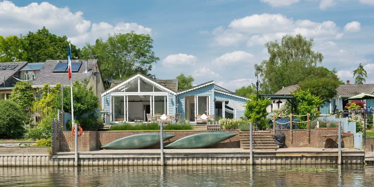 A Rare Chance to Live on an Island on the River Thames Mansion Global