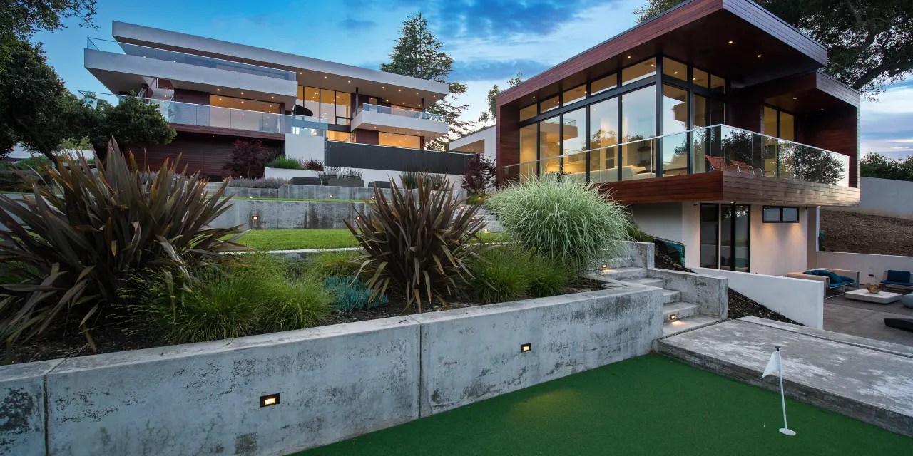 Silicon Valley Mansion at the Edge of a 4,000Acre Preserve Accepting