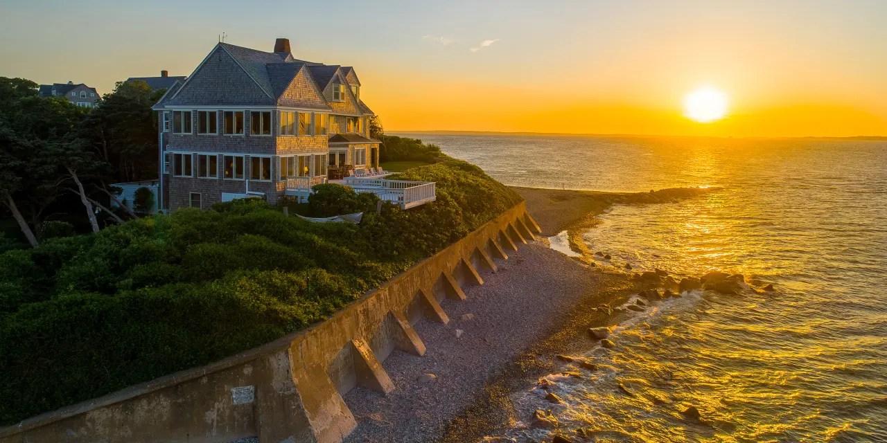 19thCentury Summer Estate on Martha’s Vineyard Heads to Auction