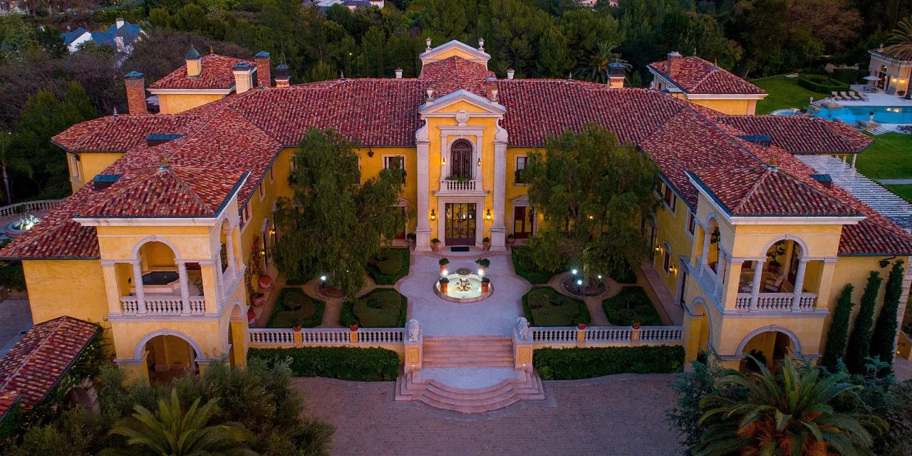 ItalianInspired Villa in Los Angeles Gets a 40.5 Million Price Cut