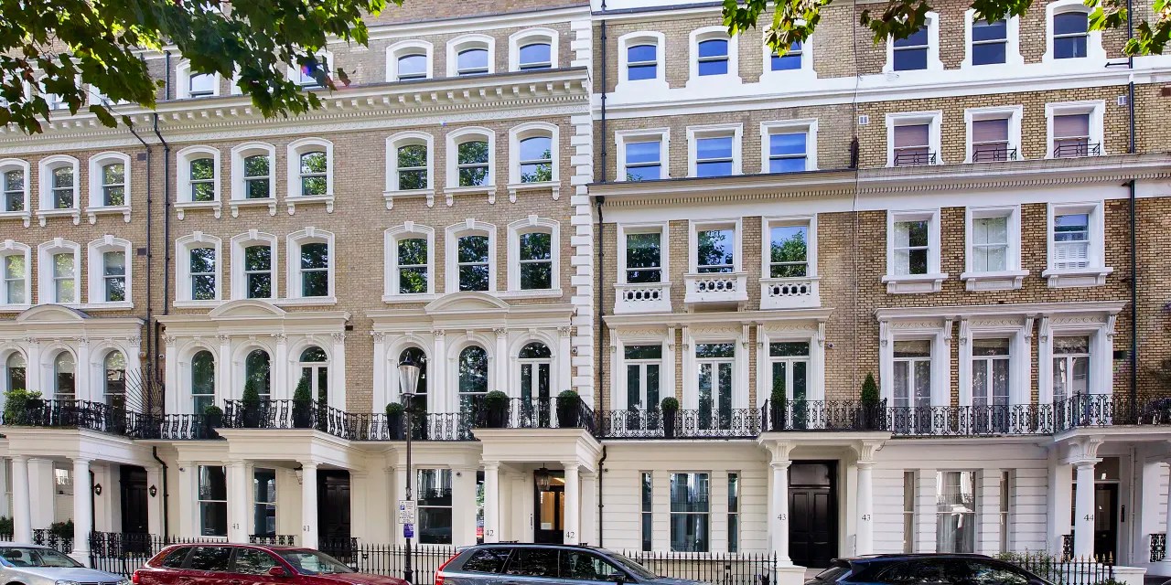 Lavish Central London Home Merges Apartment and Terraced House Living