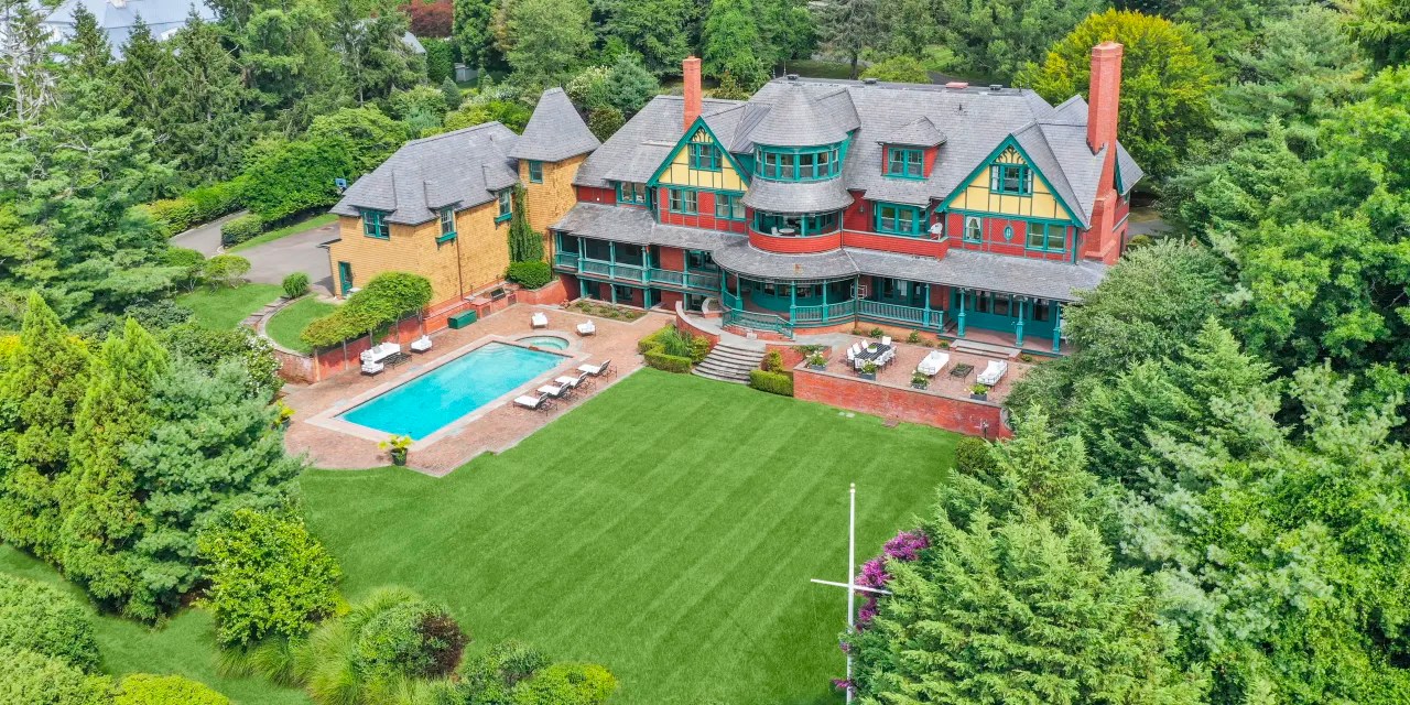 A Lavish Connecticut Replica of the Vanderbilts’ Shelburne Farms