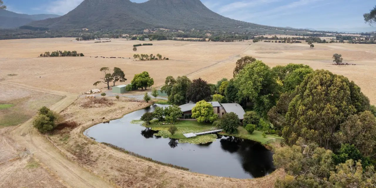 A Cattle Ranch in Australia That Evokes ‘Lord of the Rings’ Har Tzion