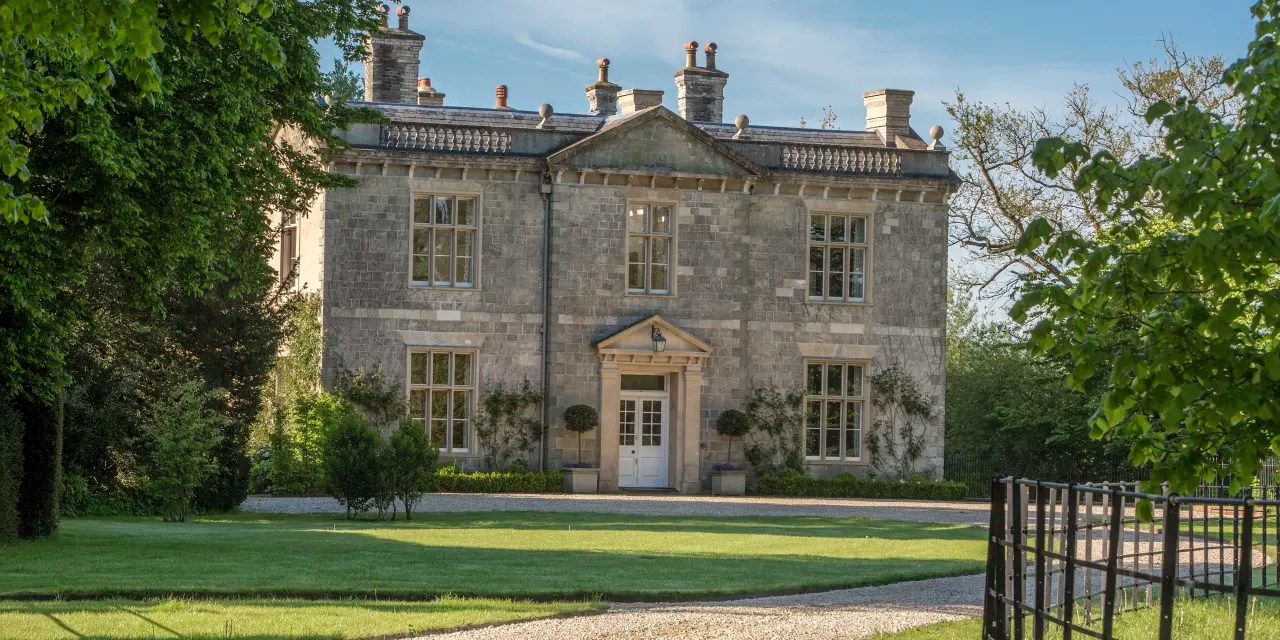 Renovation Brings an English Country Estate Back to Its Glory