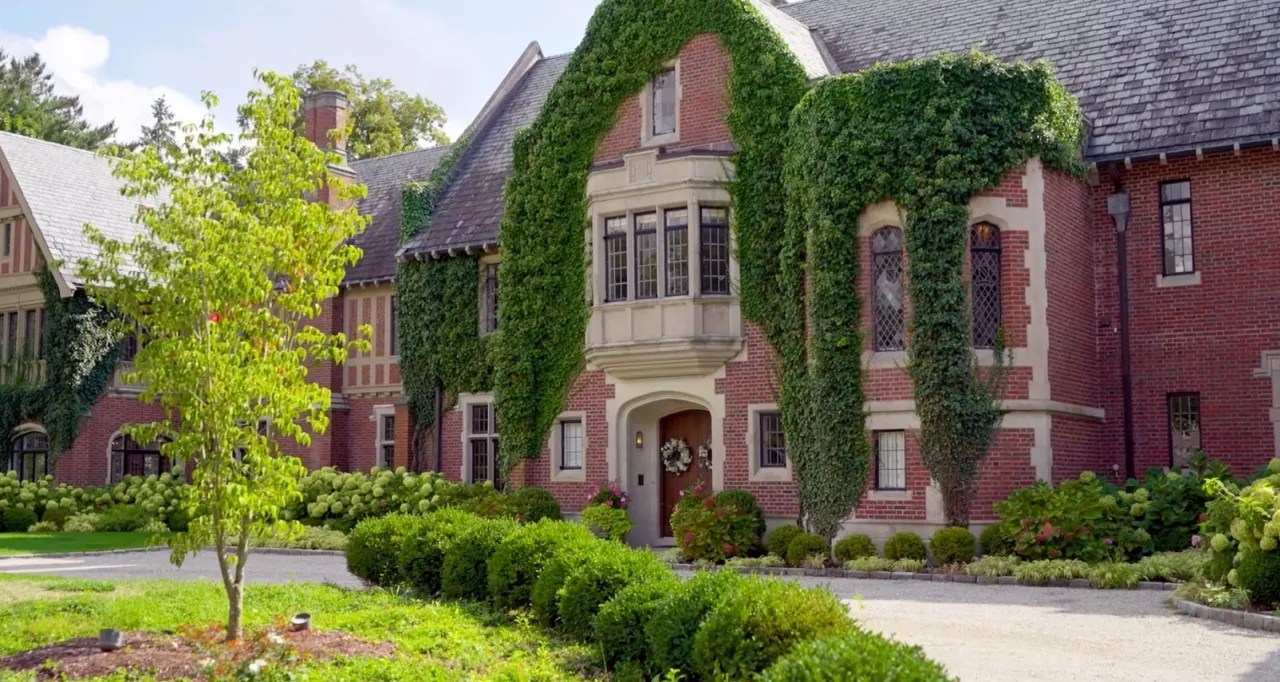 Castle in New Canaan, Connecticut, Could Break an Area Record
