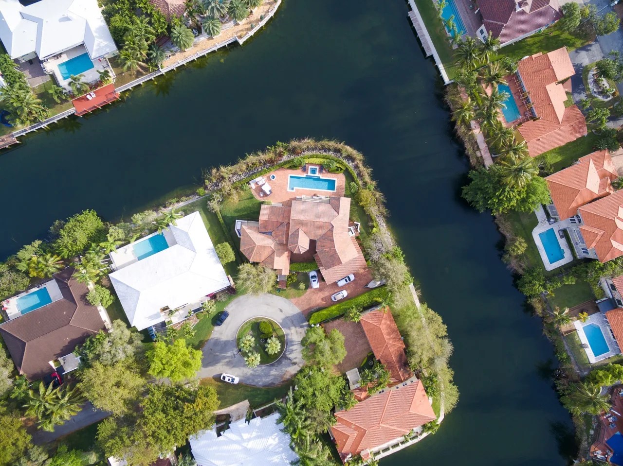 Wealthy Buyers in Miami Opted for Smaller Mansions This Spring