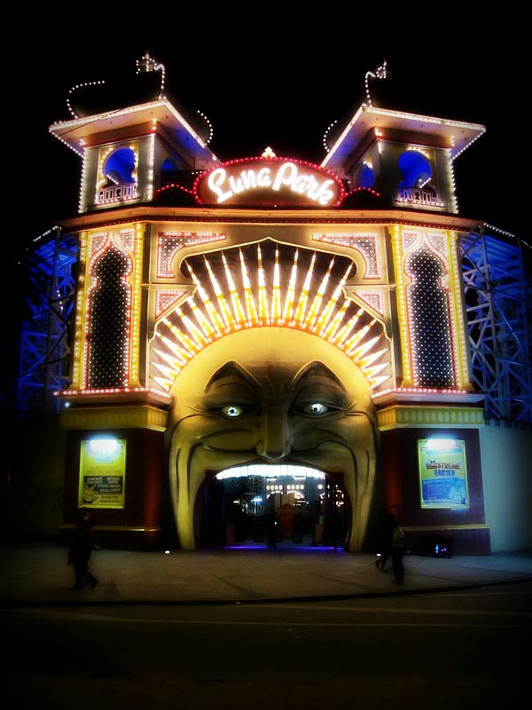 Luna Park Melbourne, Australia Rides, Entry Tickets, Opening Hours, Facts
