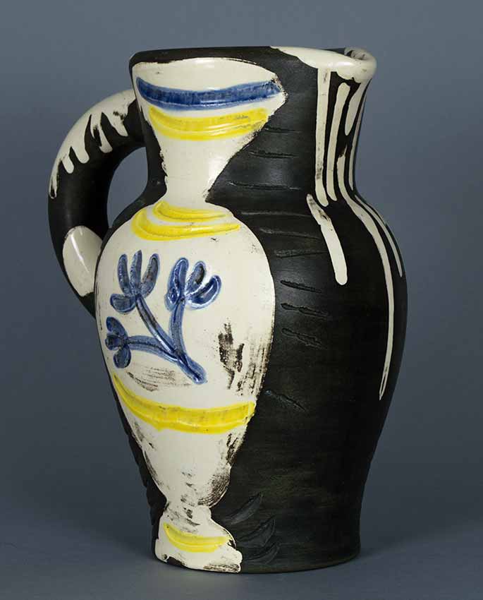 Pablo Picasso, Pichet au vase (Pitcher with Vase), 1954 A.R. 226, Ceramic