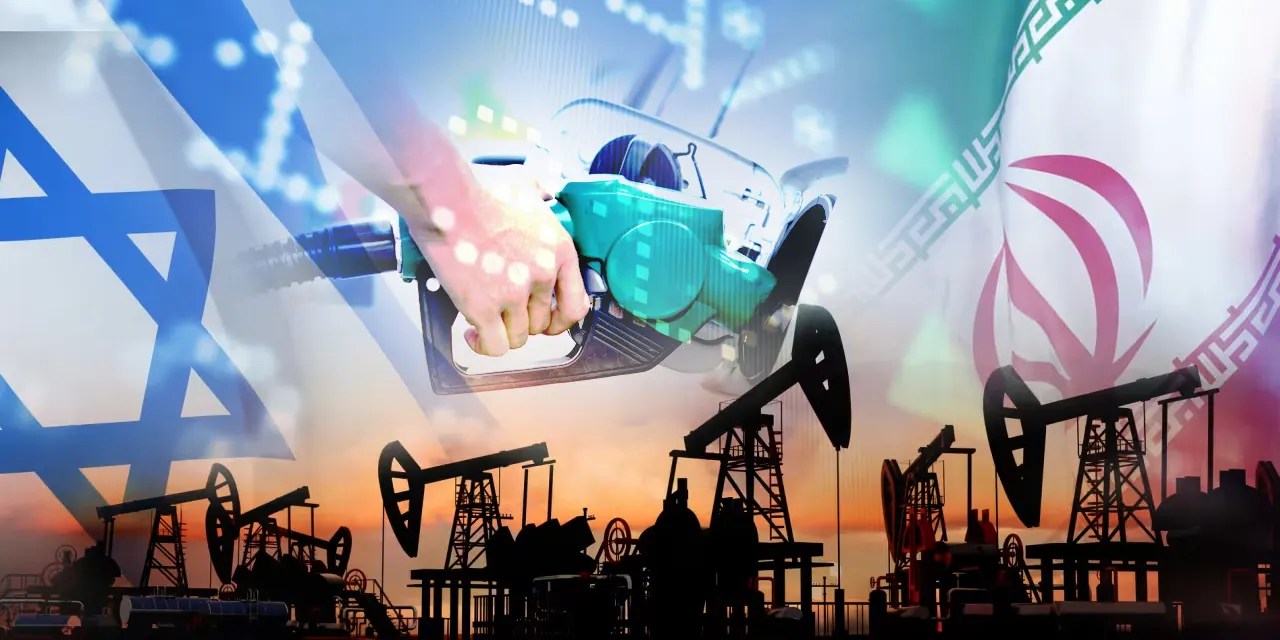 Falling oil prices may help push gas below 3 a gallon for the first