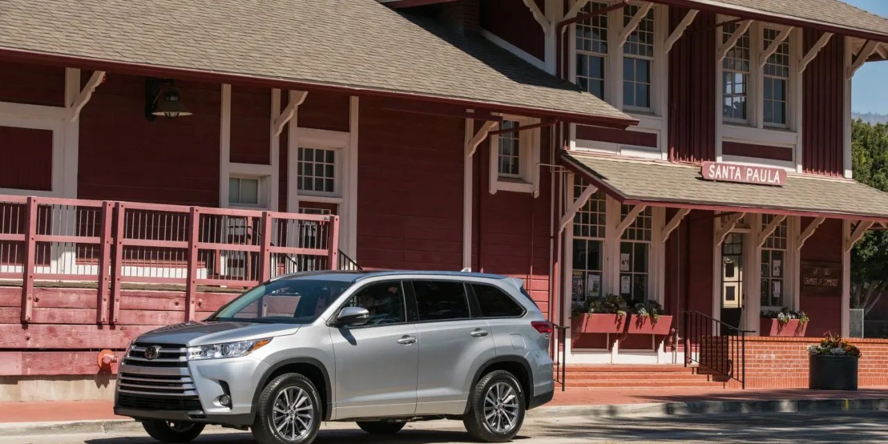 Look for these models if you’re shopping for a used midsize SUV under
