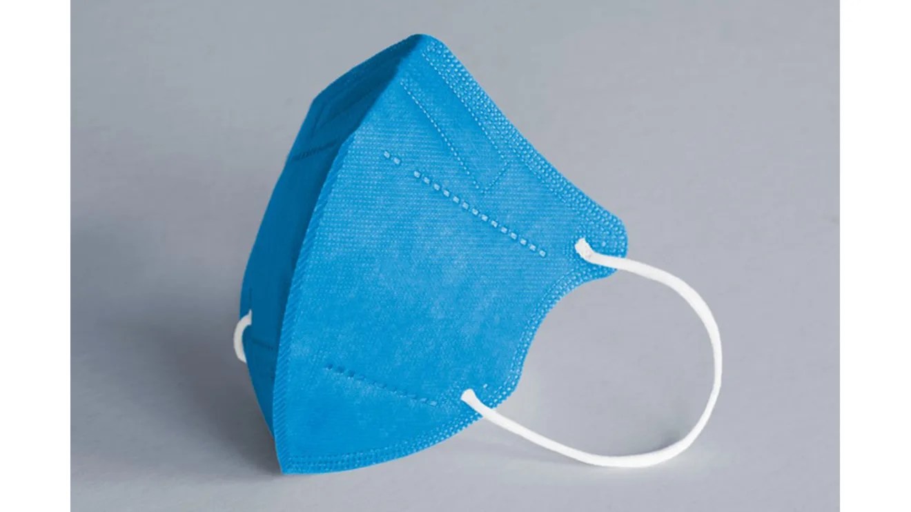 Doctors reveal the best face masks to protect kids from the omicron