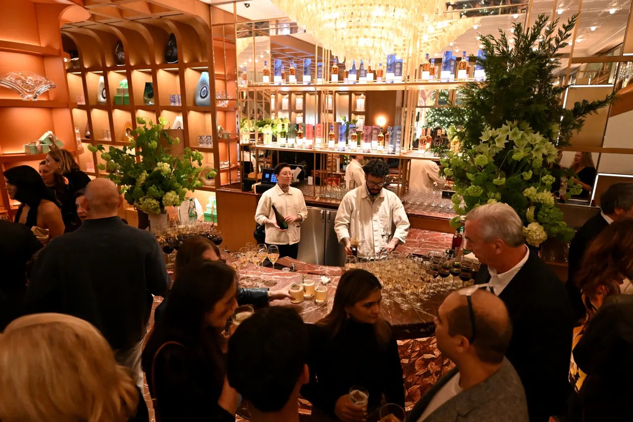 The U.S. services sector picked up in December, as employment expanded for first time in seven months