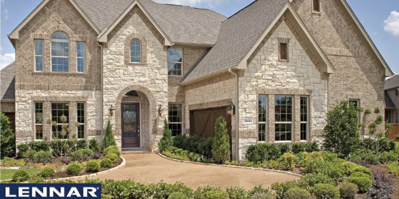 Lennar’s stock dives below key chart level after longtime bull cuts