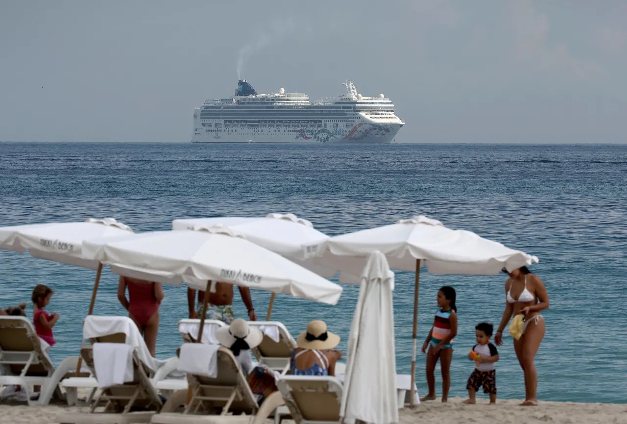 Les valeurs du secteur du voyage sont parmi les plus grands gagnants alors que Trump taquine les négociations sur l’Iran