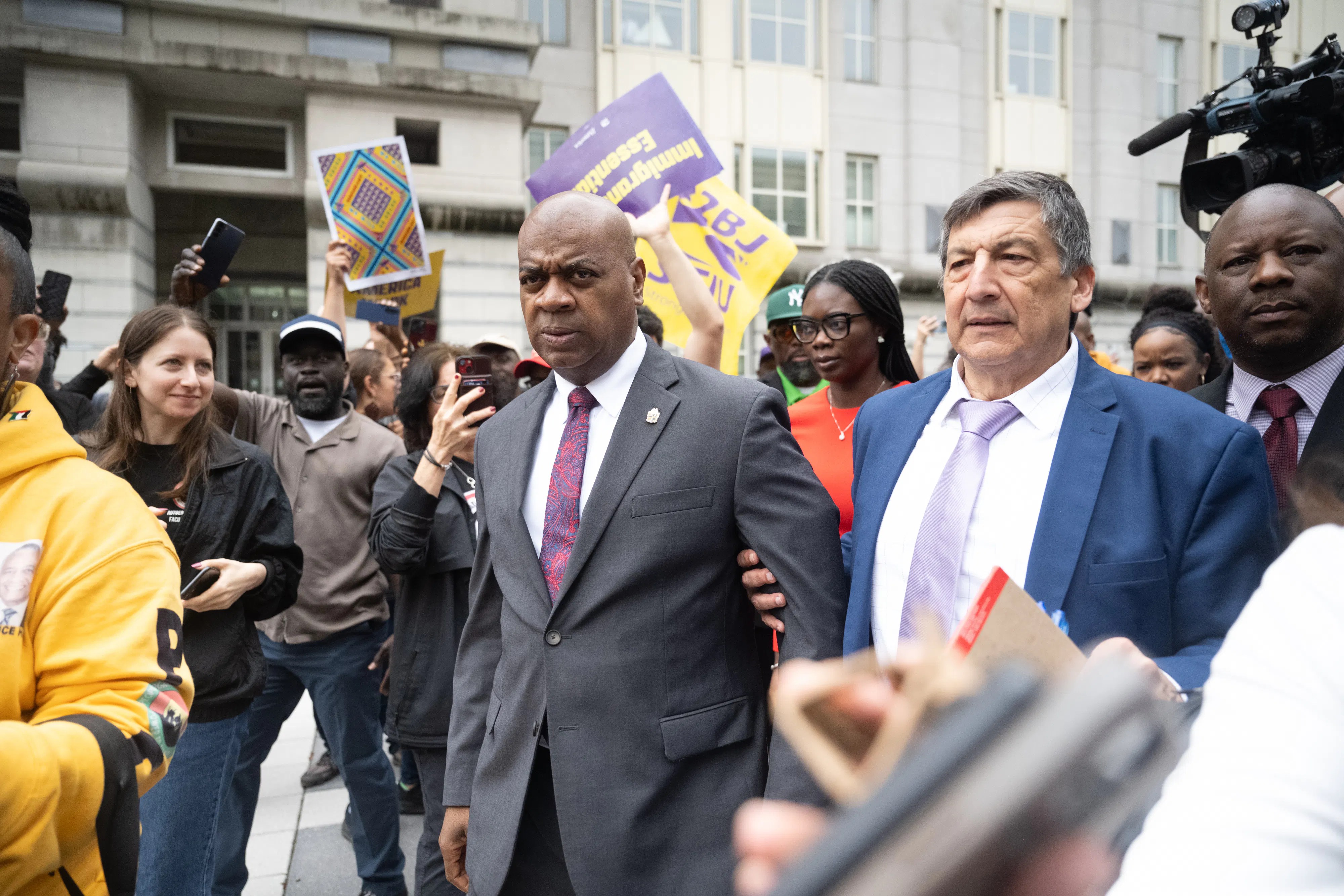 Trump’s DOJ Had Shocking Role in New Jersey
Mayor’s Arrest