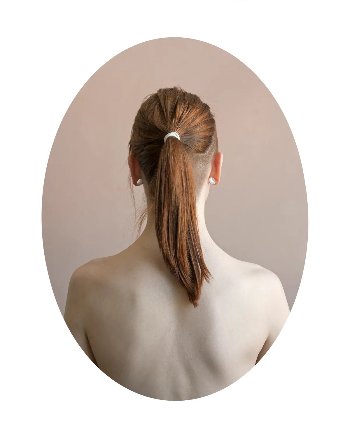 Women From Behind Tara Bogart's Modern Hair Series Based on Nadar