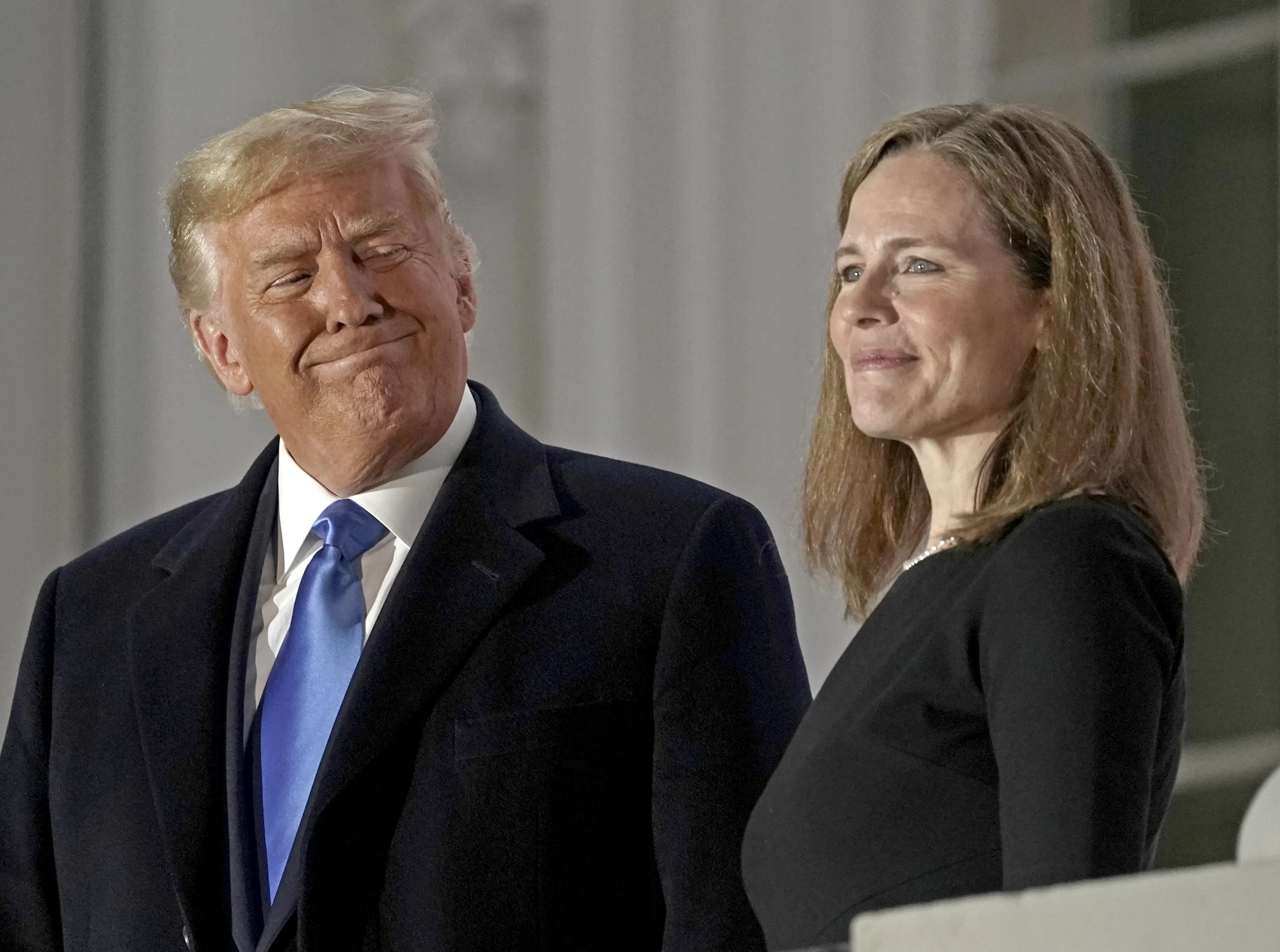 Trump Says Supreme Court Should Be Loyal to Him, Criticism Grows