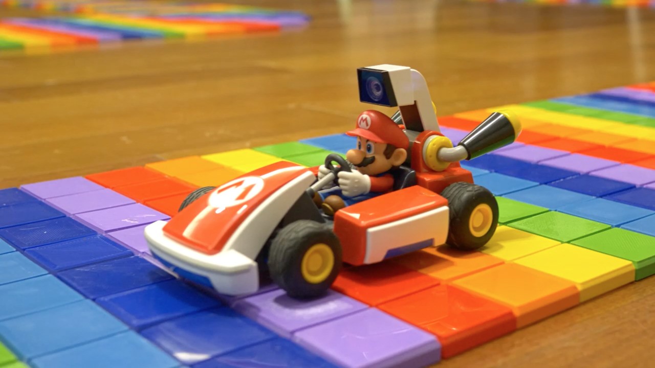 Random 3DPrinted Rainbow Road Takes Mario Kart Live Home Circuit To