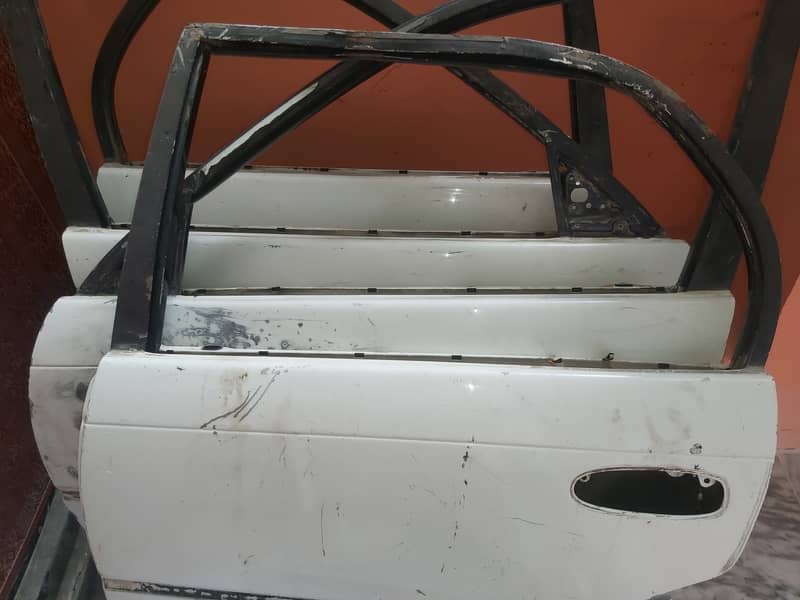 Indus corolla body parts for sale. Spare Parts 1046587593