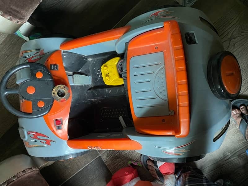 Imported good quality kids electric car (need battery and steering