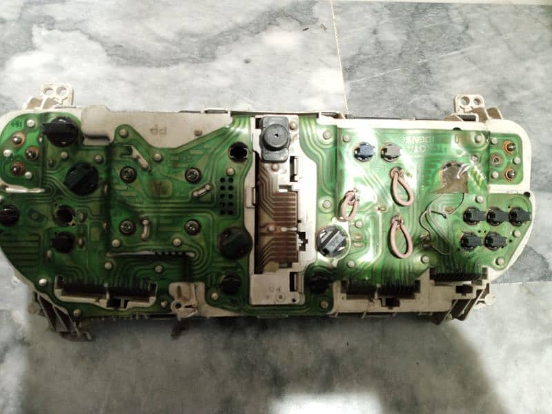Indus corolla speedometer 1996 Spare Parts 1074554109