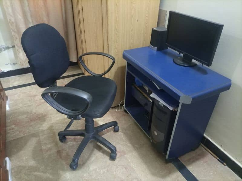 Computer Table, Chair and Led Computers & Accessories 1077141651
