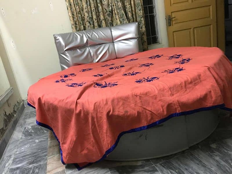 Round Bed For Sale! Beds 1078192254