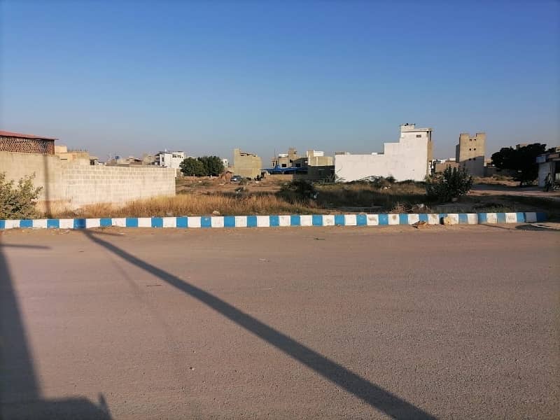 Residential Plot For sale In Beautiful GulshaneRoomi Land & Plots