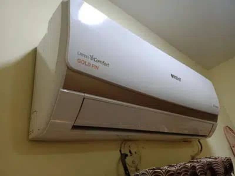 Orient 1.5 ton Inverter Ac heat and cool in genuine condition Air
