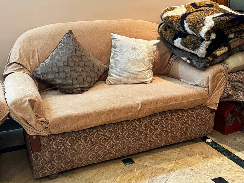 3 2 1 sofa set urgent sale Sofas 1081735974