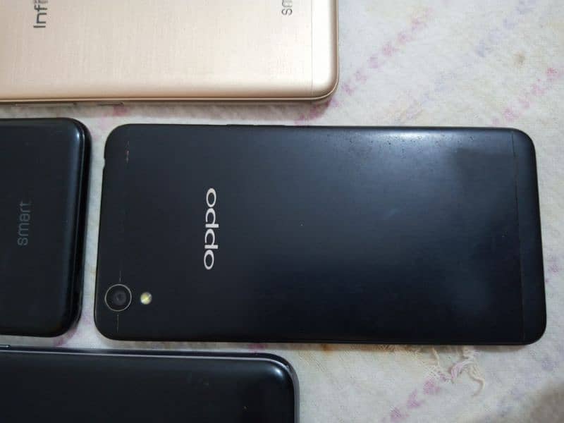 Misc Mobiles for Sale, Not in working condition Final 1,500 each