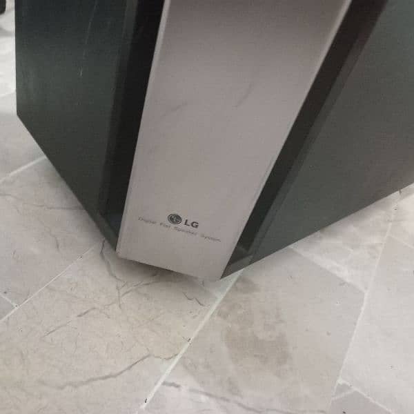 LG subwoofer - Speakers - 1085239715