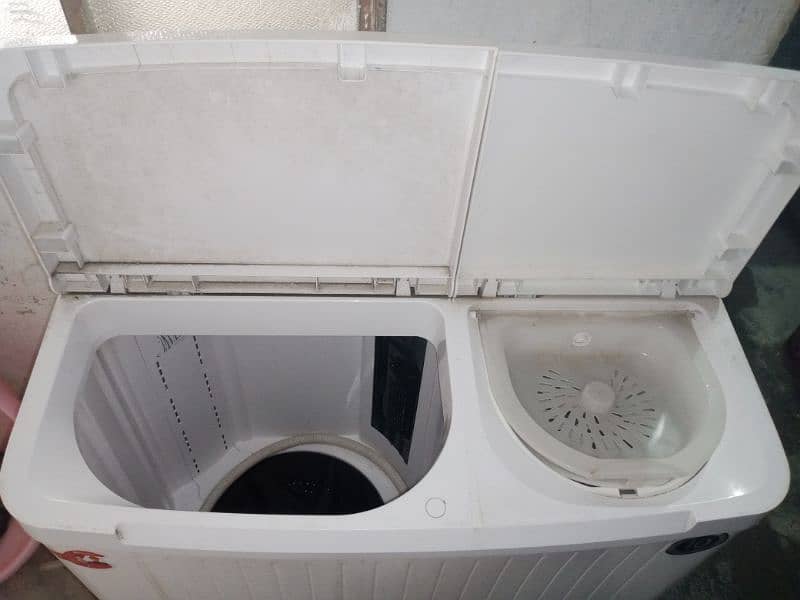 Dawlance washing machine with spinner Washer & Dryer 1085793992