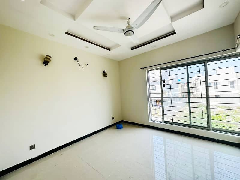 5 MARLA HOUSE FOR SALE IN PARAGON CITY LAHORE Houses 1087514307