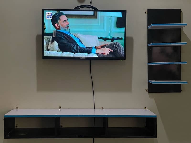 Wall Mounted TV console Wall Hangings 1091646055